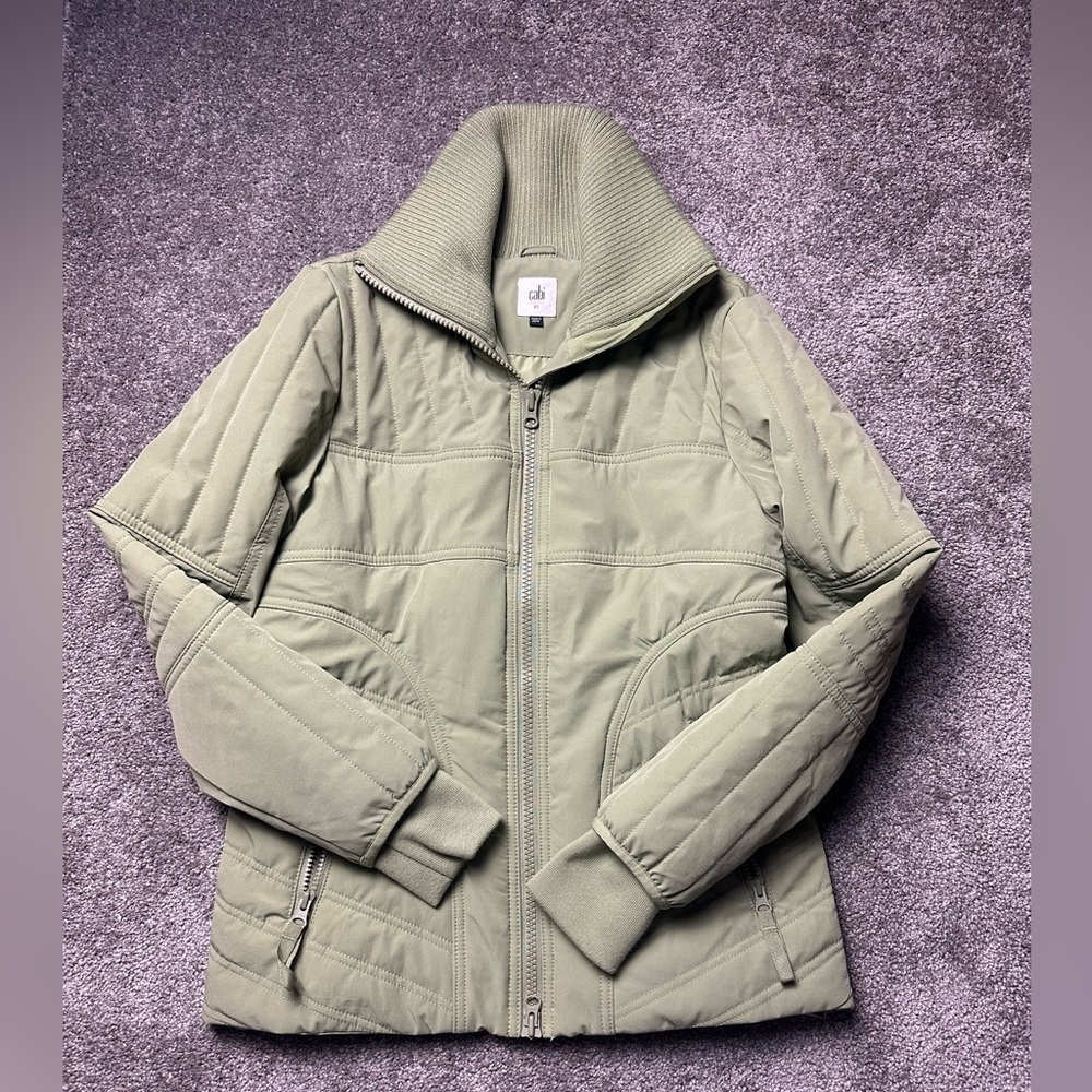 Women’s cabi green puffer ski coat (XS)